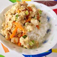 รูปของ 激ウマ！忙しい朝に！炒り豆腐丼