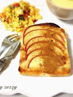 りんご❦のチーズトースト で朝食を!-レシピのメイン写真