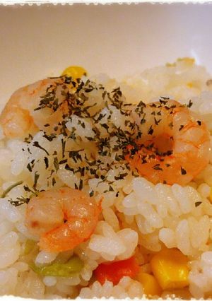 超簡単！炊飯器だけでエビピラフ♪-レシピのメイン写真