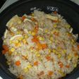 ツナとコーンの炊き込みご飯。つやつや甘め