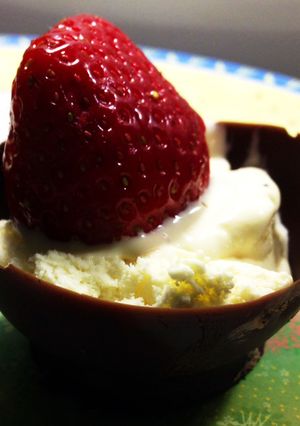ホワイトデーに♡食べる器♡チョコボウル-レシピのメイン写真