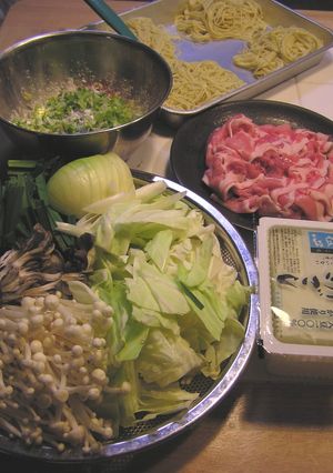 棒ラーメンで うんまい ラーメン鍋♪-レシピのメイン写真