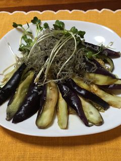 簡単!蒸し茄子のカリカリじゃこ、ポン酢で-レシピのメイン写真
