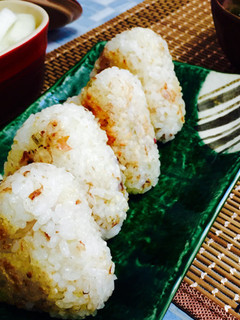 旦那も大好き♡白だし焼おにぎり-レシピのメイン写真