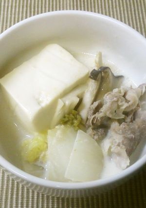 白菜たっぷりの豆乳鍋-レシピのメイン写真