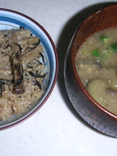ごぼうとひじきの炊き込み玄米ごはん-レシピのメイン写真