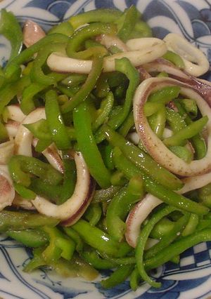 はなびし草のイカとピーマンの醤油炒め-レシピのメイン写真