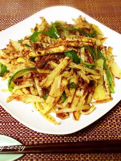 炒めだけのコツ♪コンビーフじゃがいも炒め-レシピのメイン写真