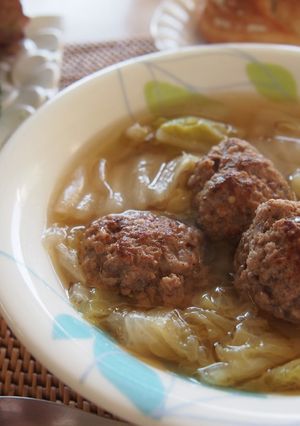 土鍋で作る♪白菜とハンバーグのコトコト煮-レシピのメイン写真