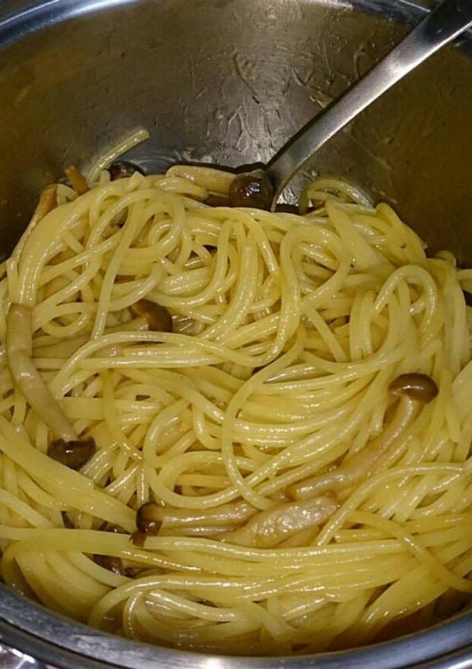 ずぼらメシ！きのこバターしょうゆパスタ-レシピのメイン写真