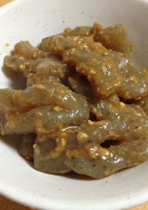 こんにゃくの胡麻味噌和え-レシピのメイン写真