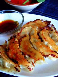 野菜多め☆あっさり焼き餃子!-レシピのメイン写真