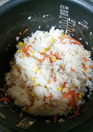 コーン缶と人参の炊き込みごはん-レシピのメイン写真