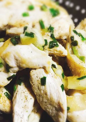 鶏胸肉の塩レモン炒め-レシピのメイン写真