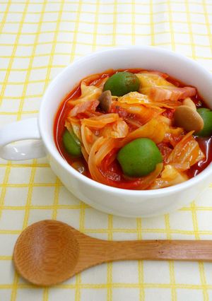 オリーブで彩りUP！野菜のトマト煮込み-レシピのメイン写真