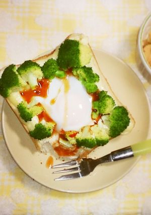 ブロッコリーと卵のスイチリマヨトースト。-レシピのメイン写真