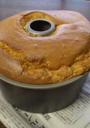１８㌢の型でバナナシフォンケーキ-レシピのメイン写真