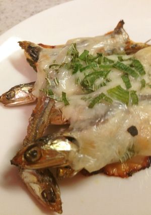 朝ごはんのおかず〜煮干しのチーズ焼き-レシピのメイン写真