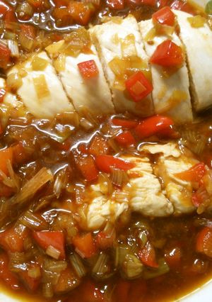 フライパンで 簡単 蒸し鶏の ピリ辛醤油-レシピのメイン写真