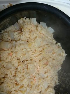 絶品☆鮭と大根の炊き込みご飯♪-レシピのメイン写真