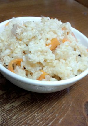土鍋で☆味つき肉の炊き込みご飯-レシピのメイン写真