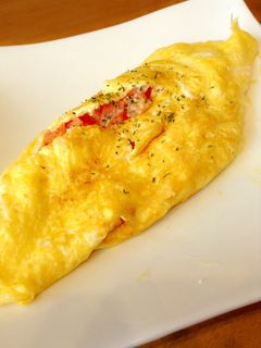 チーズとトマトのふわふわオムレツ♪-レシピのメイン写真