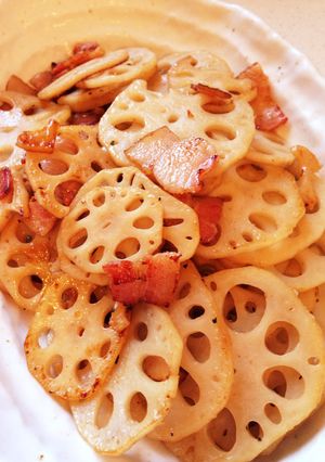 バター醤油でやみつき 洋風蓮根キンピラ-レシピのメイン写真