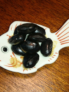 圧力鍋で簡単蒸し黒大豆-レシピのメイン写真