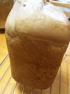 余った黒豆の煮汁で作る食パン-レシピのメイン写真