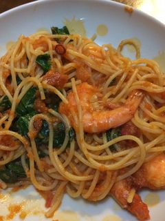エビとほうれん草のトマトソースパスタ-レシピのメイン写真