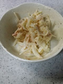大根の皮で美味しいサラダ♪-レシピのメイン写真