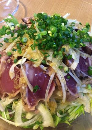 野菜たっぷり☆鰹のたたきサラダ仕立て-レシピのメイン写真