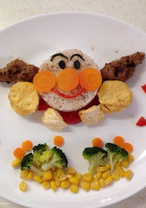 アンパンマンが飛ぶ！お誕生日プレート-レシピのメイン写真
