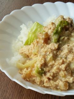 豆腐とレタスでかさ増し☆鶏ミンチの甘辛丼-レシピのメイン写真