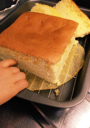 焼き方でしっとりふわふわ!スポンジケーキ-レシピのメイン写真