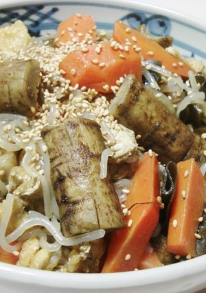 ごぼうとダシが効いてる優しい味の煮物-レシピのメイン写真