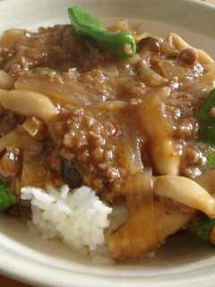 あるもの集めて中華風丼-レシピのメイン写真