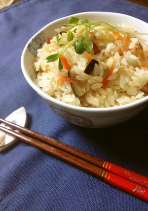 麺つゆ使用♪簡単だけどひと味違う味ご飯-レシピのメイン写真