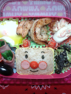 キャラ弁 アンパンマン カップご飯-レシピのメイン写真
