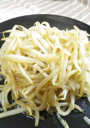 速攻簡単調理「もやしのにんにく醤油炒め」-レシピのメイン写真
