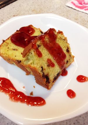 パウンドケーキにかけるストロベリーソース-レシピのメイン写真