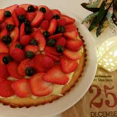 รูปของ クリスマスや誕生日にも！ベリーのタルト