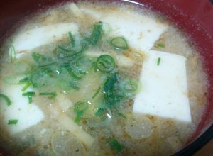 ごま油とかつお粉で！美味しい豆腐の味噌汁-レシピのメイン写真