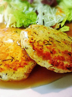 ひじきと豆腐のリメイクハンバーグ-レシピのメイン写真