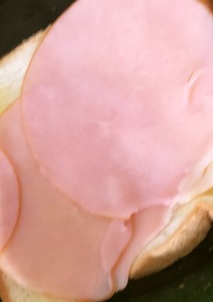 簡単朝食　トースト＋ハム-レシピのメイン写真