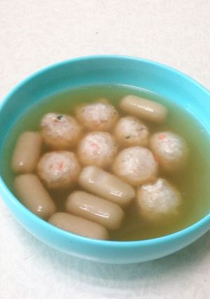 鍋キューブDE鶏つみれウインナー汁-レシピのメイン写真