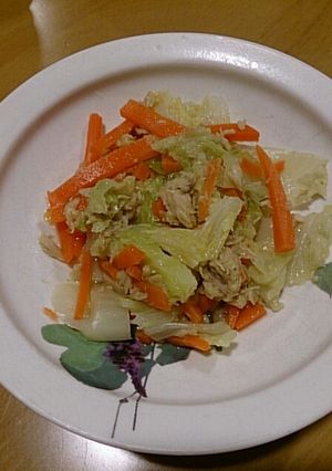 材料４つ白菜と人参とツナ缶のレンジ煮浸し-レシピのメイン写真