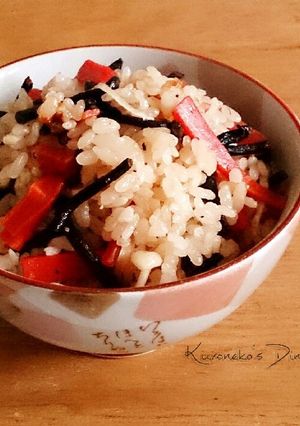 生姜風味＊ひじきの炊き込みご飯-レシピのメイン写真