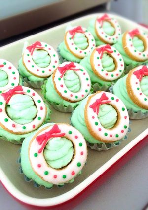 クリスマスツリー風プチカップケーキ-レシピのメイン写真
