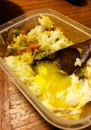 カレーの翌日は卵を絡めてに限る！♬-レシピのメイン写真